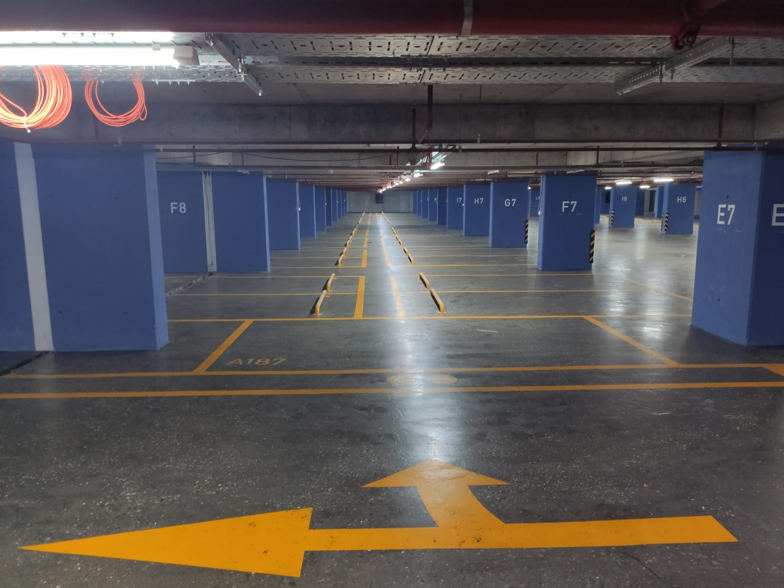 Otopark Boyama Çizgi ve Yönlendirme Uygulamaları